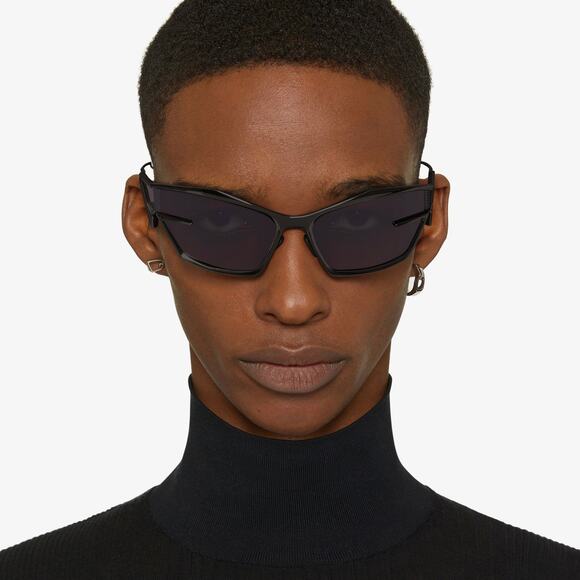 New! GIVENCHY Sunglasses GV40066U 01A, Authentic - Picture 4 of 13